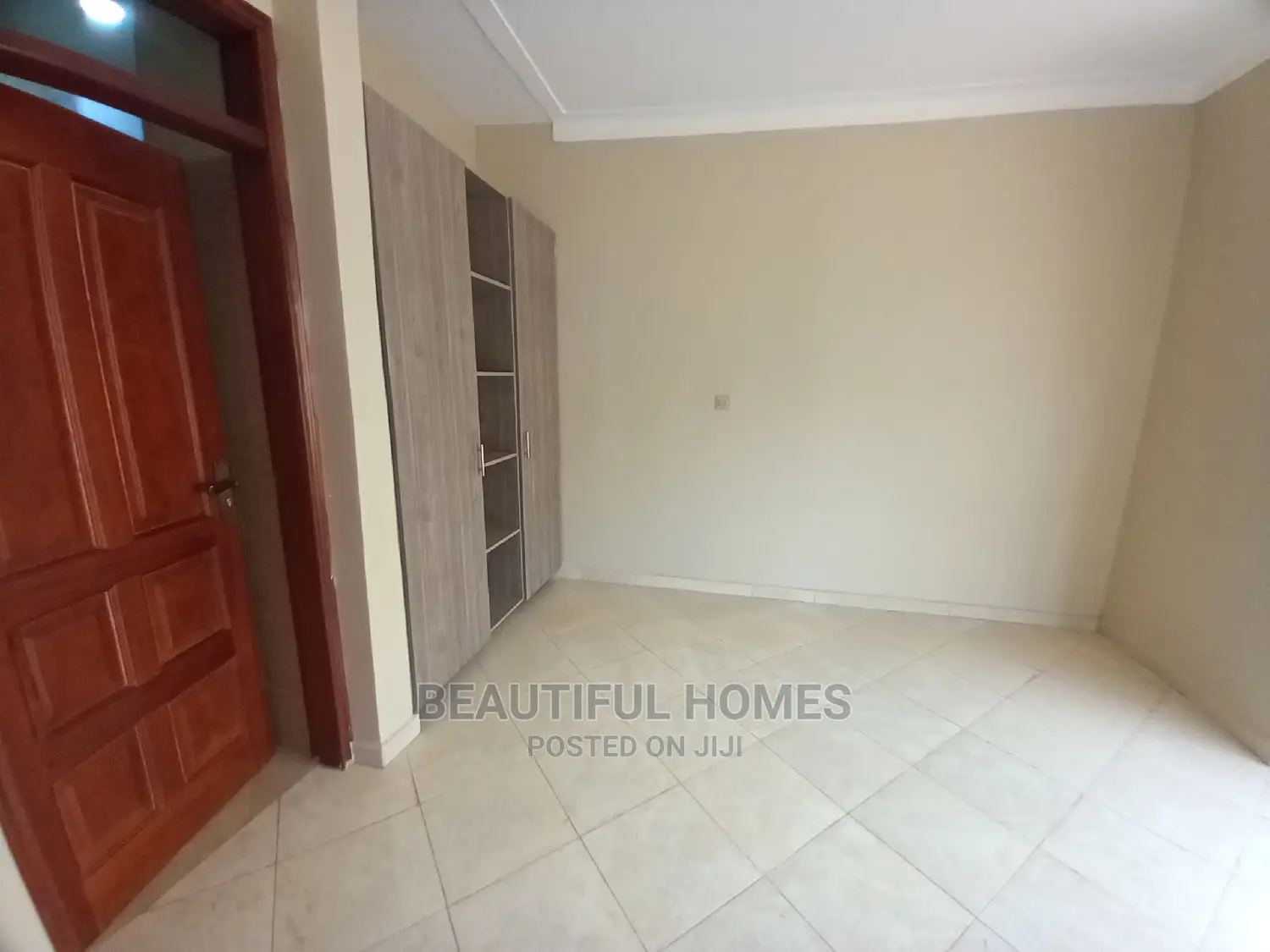 Furnished 4bdrm Duplex in Tarmacked Area, Kira for Sale in Kira