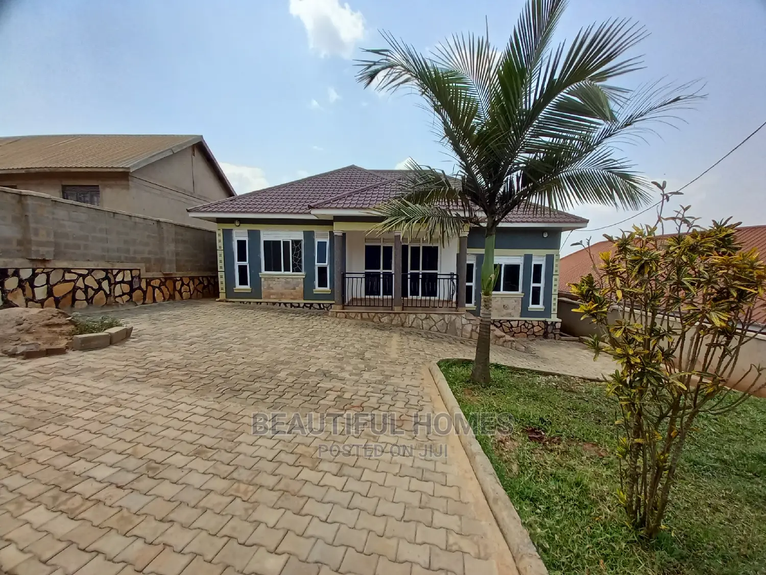 Furnished 4bdrm House in Kira 1 for Sale in Kira