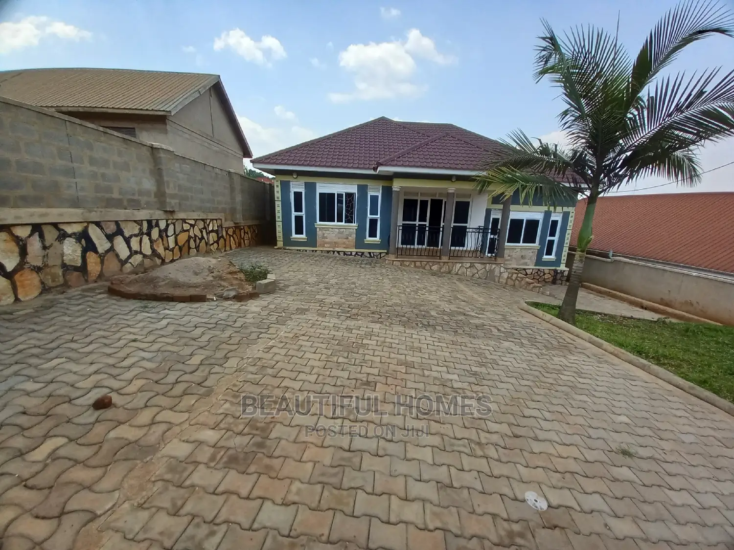 Furnished 4bdrm House in Kira 1 for Sale in Kira