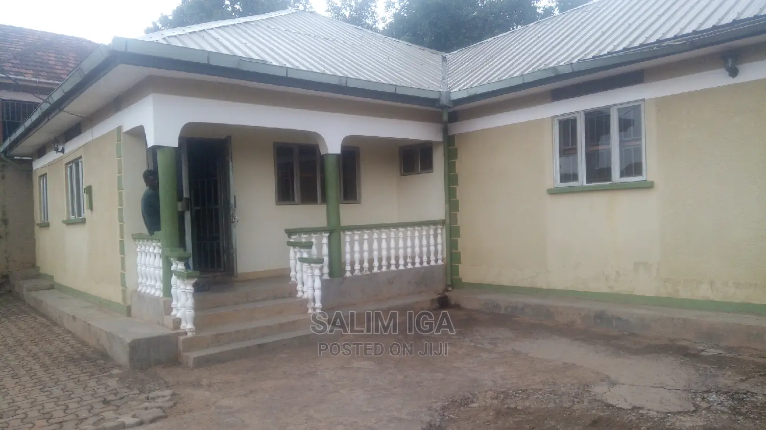3bdrm Bungalow in Kololo Property, Central Division for Rent in Central Division