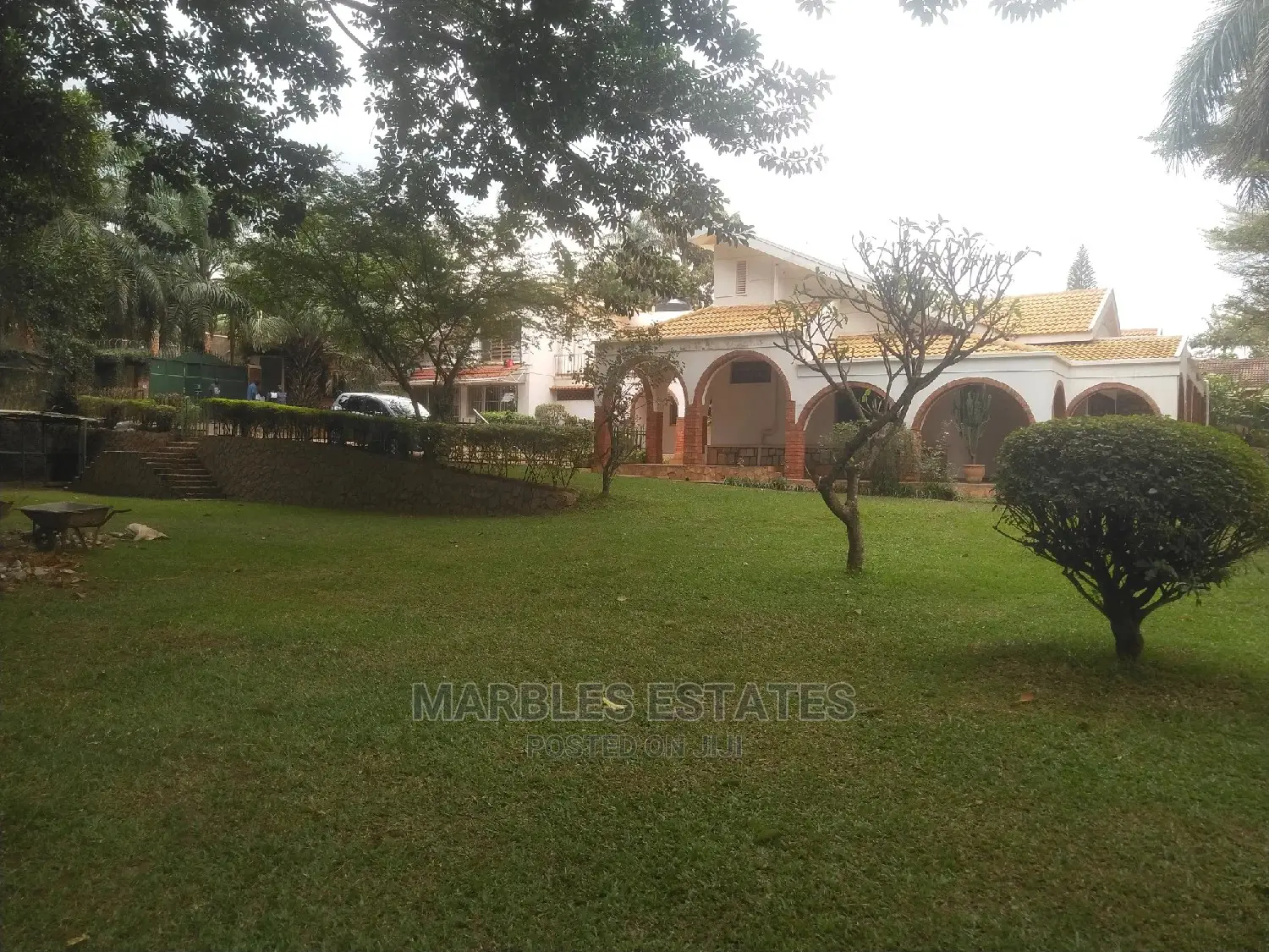 10bdrm Bungalow in Naguru, Central Division for Rent in Central Division