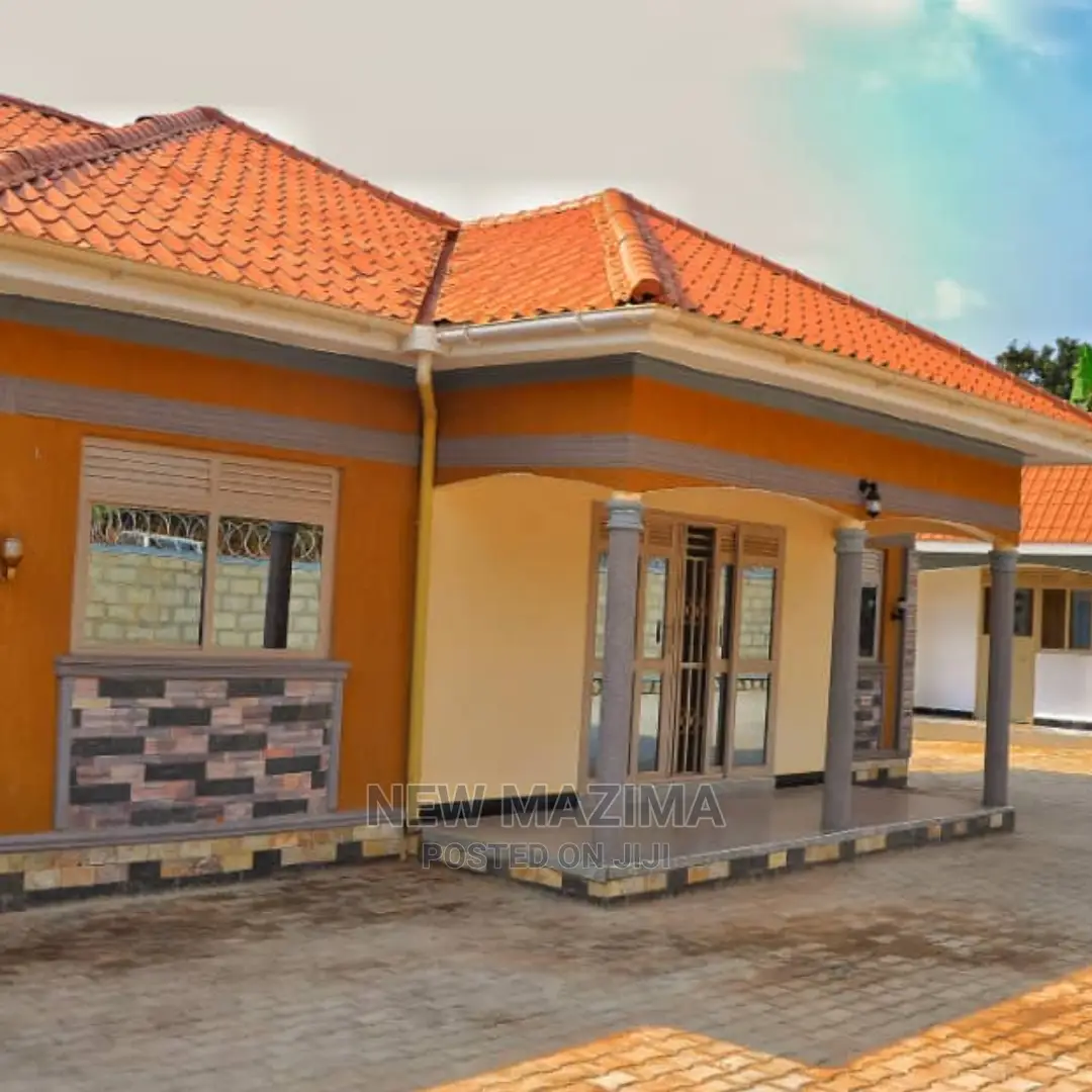 3bdrm Bungalow in Wakiso Namusera, Division a for Sale in Division A