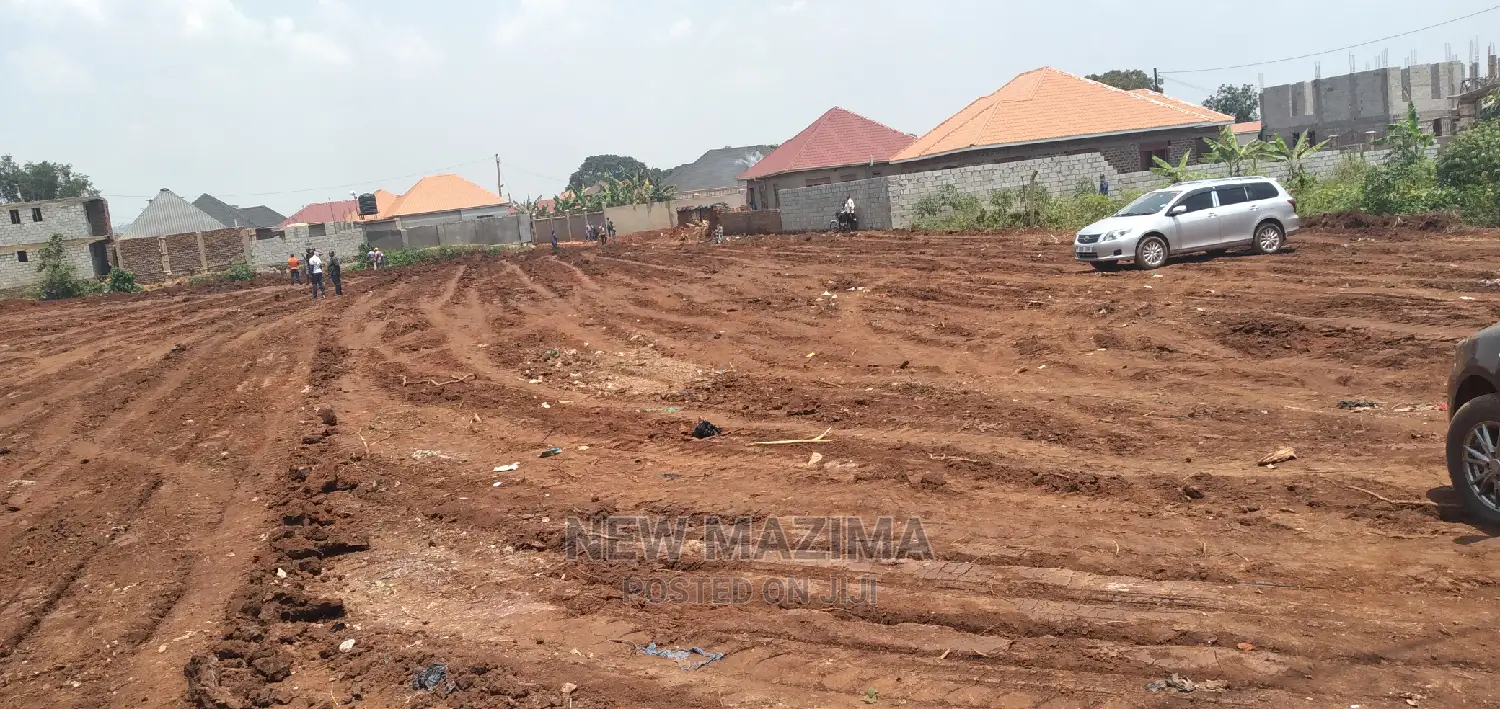Very Prime Plot on Quicksale After Munyonyo Near Kazi Beach in Division A