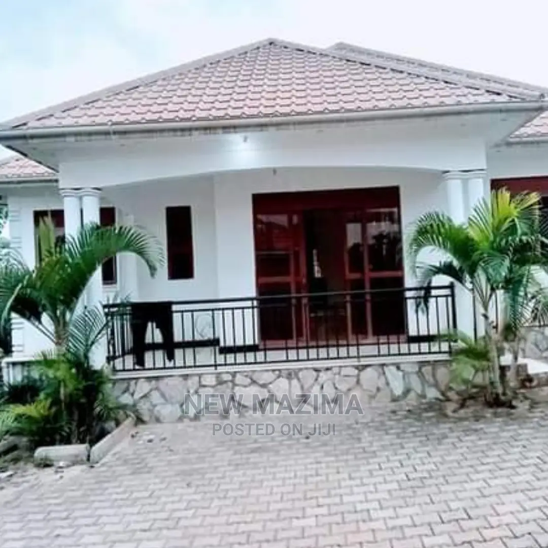 3bdrm House in Namugongo Kiwango, Division B for Sale in Division B