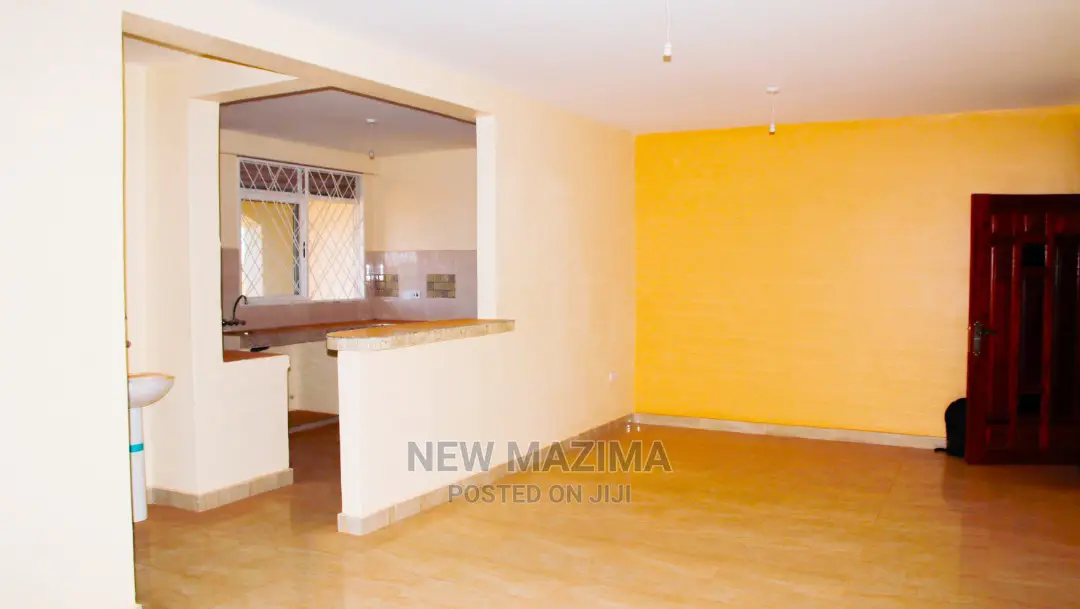 3bdrm Townhouse/Terrace in Muyenga Heights, Central Division for Sale in Central Division