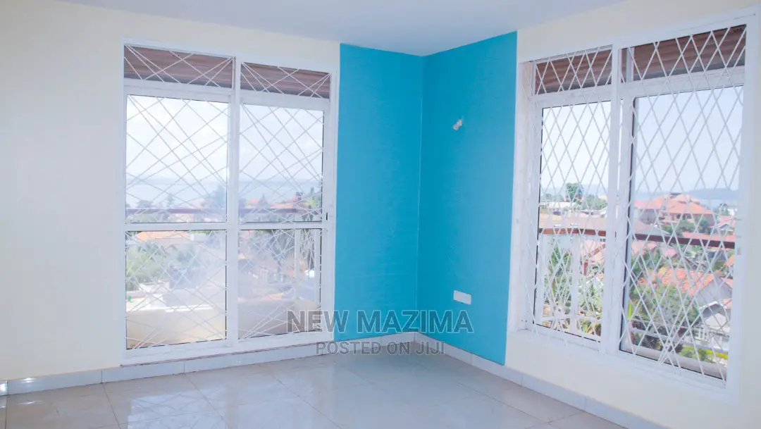 3bdrm Townhouse/Terrace in Muyenga Heights, Central Division for Sale in Central Division