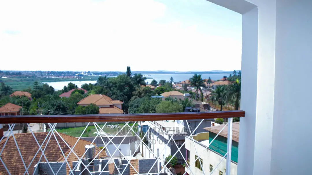 3bdrm Townhouse/Terrace in Muyenga Heights, Central Division for Sale in Central Division