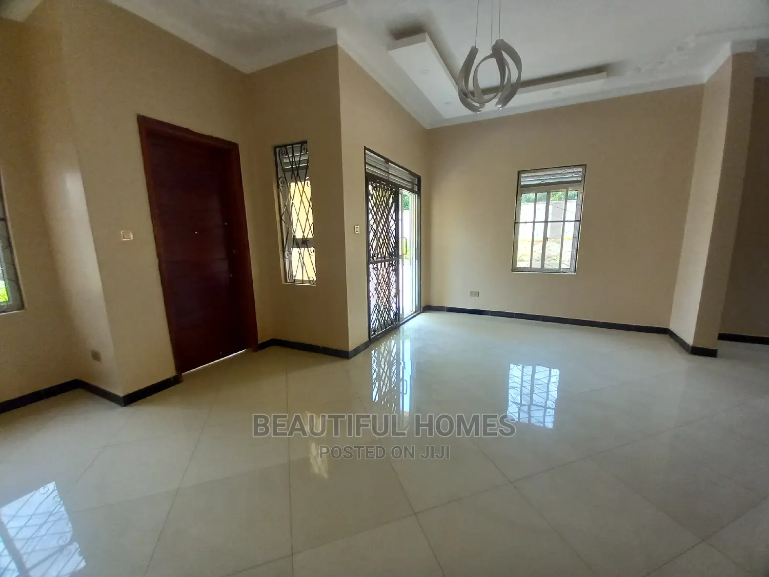 Furnished 4bdrm House in Kira Gated Estate for Sale in Kira