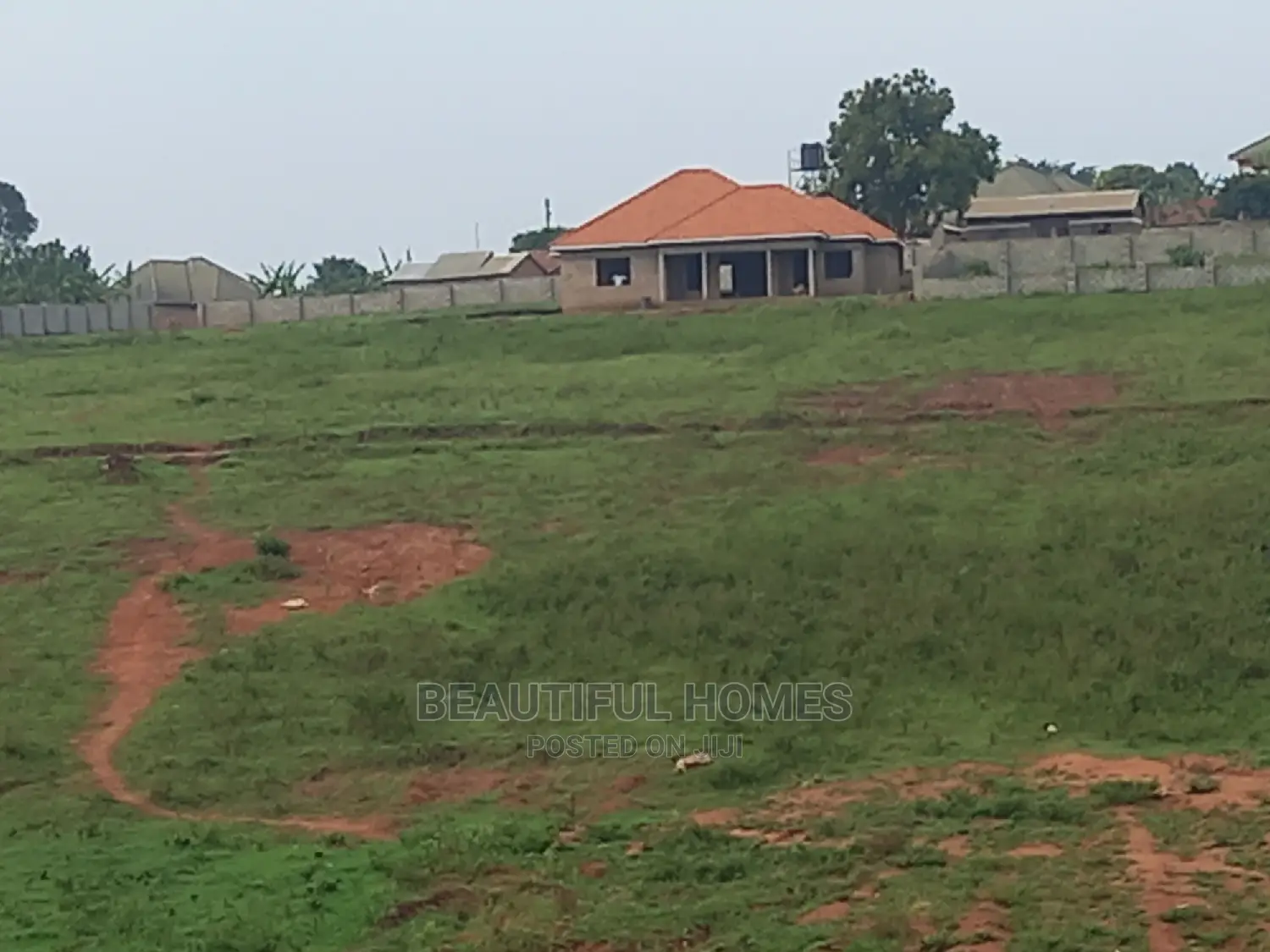 Nice 100*100 in Gated Neighborhood of Kasangati in Nangabo