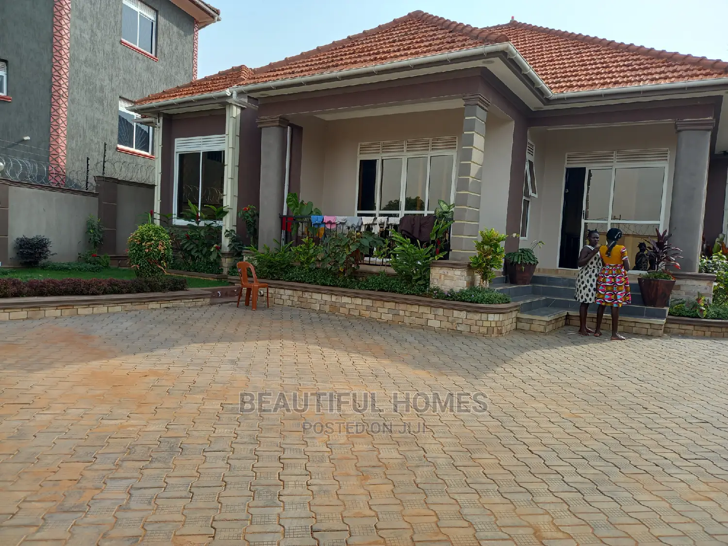 Furnished 4bdrm Bungalow in Rich Area, Kira for Sale in Kira