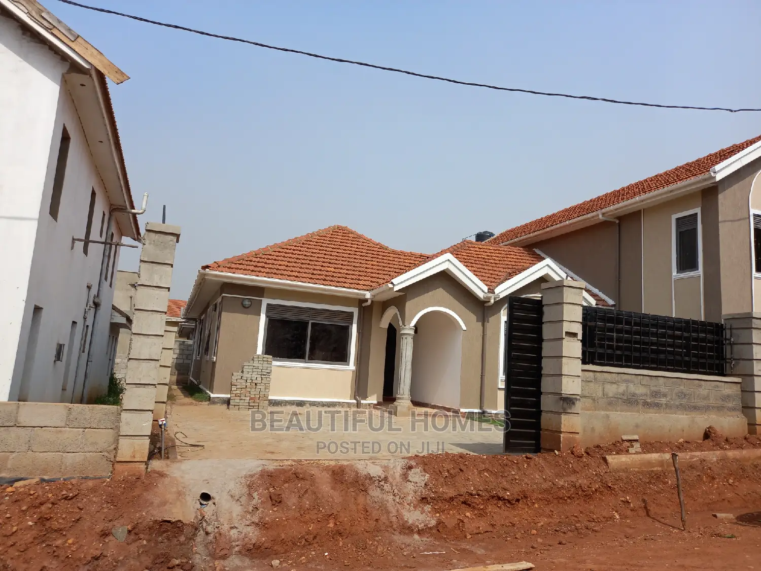 Furnished 4bdrm House in Kira Corporate for Sale in Kira