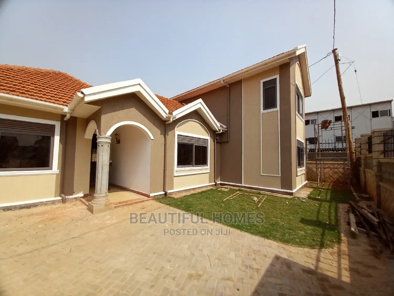 Furnished 4bdrm Mansion in Kira Magnifiscent for Sale in Kira