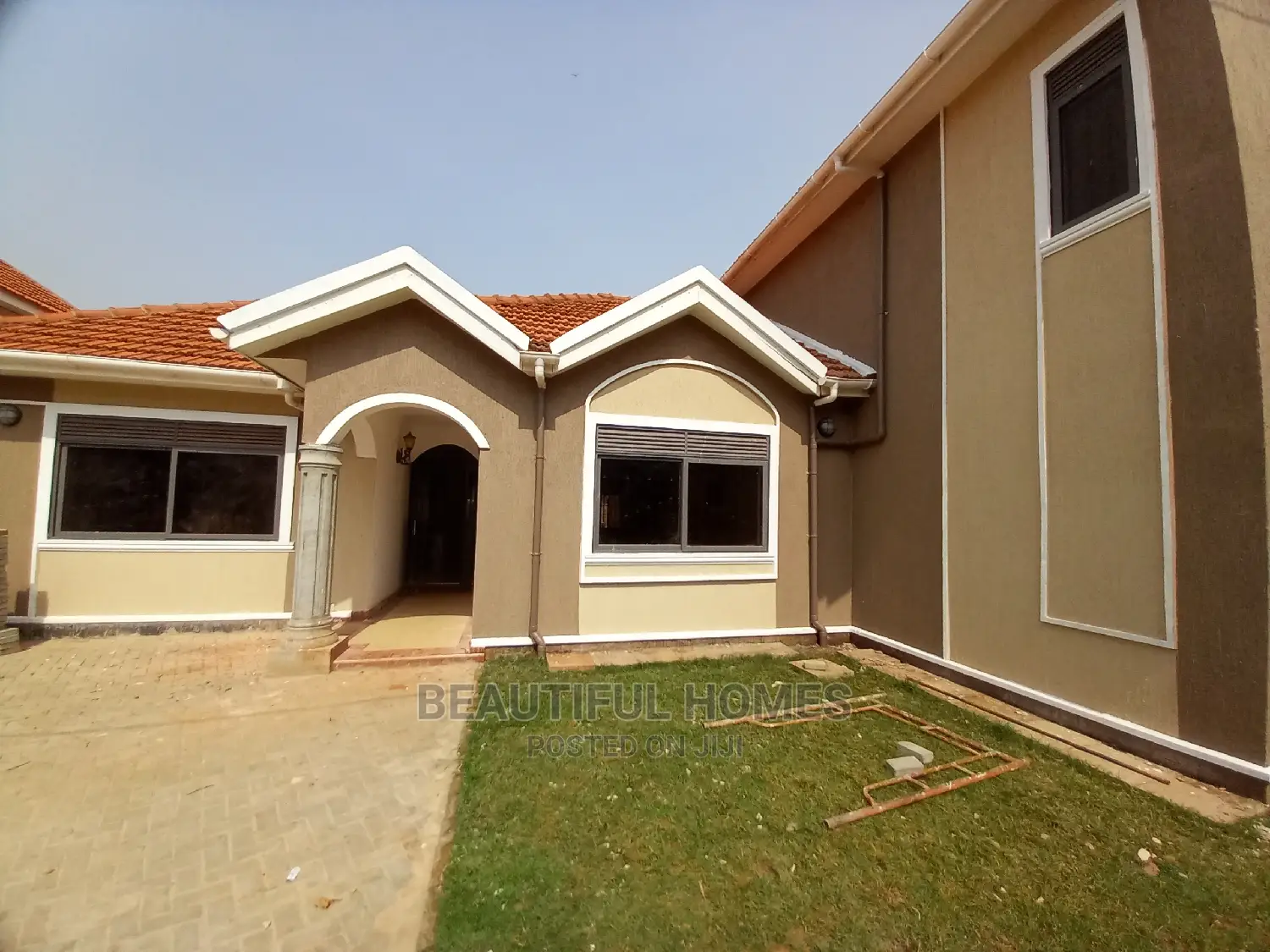 Furnished 4bdrm Mansion in Kira Magnifiscent for Sale in Kira