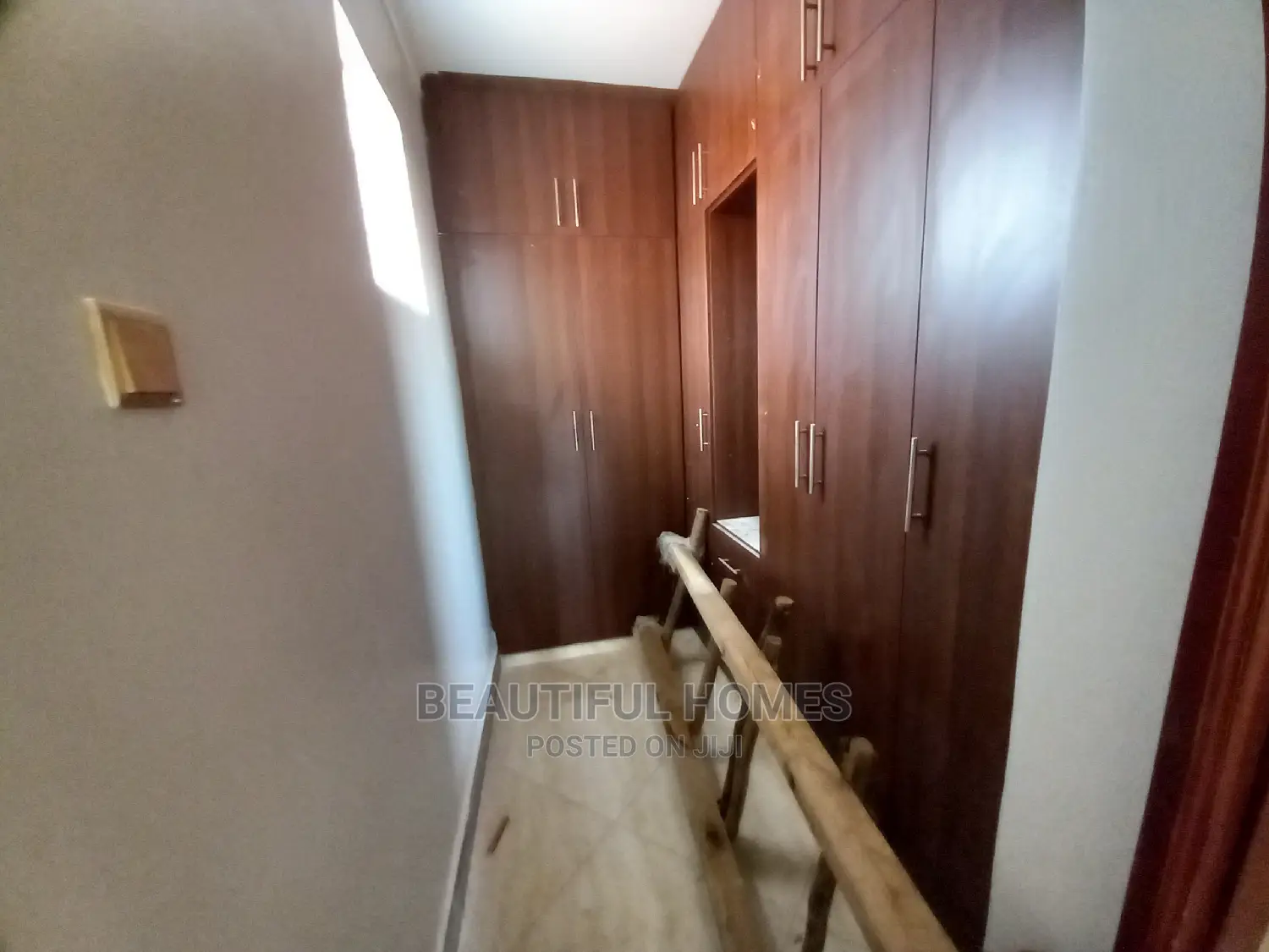Furnished 4bdrm Mansion in Kira Magnifiscent for Sale in Kira