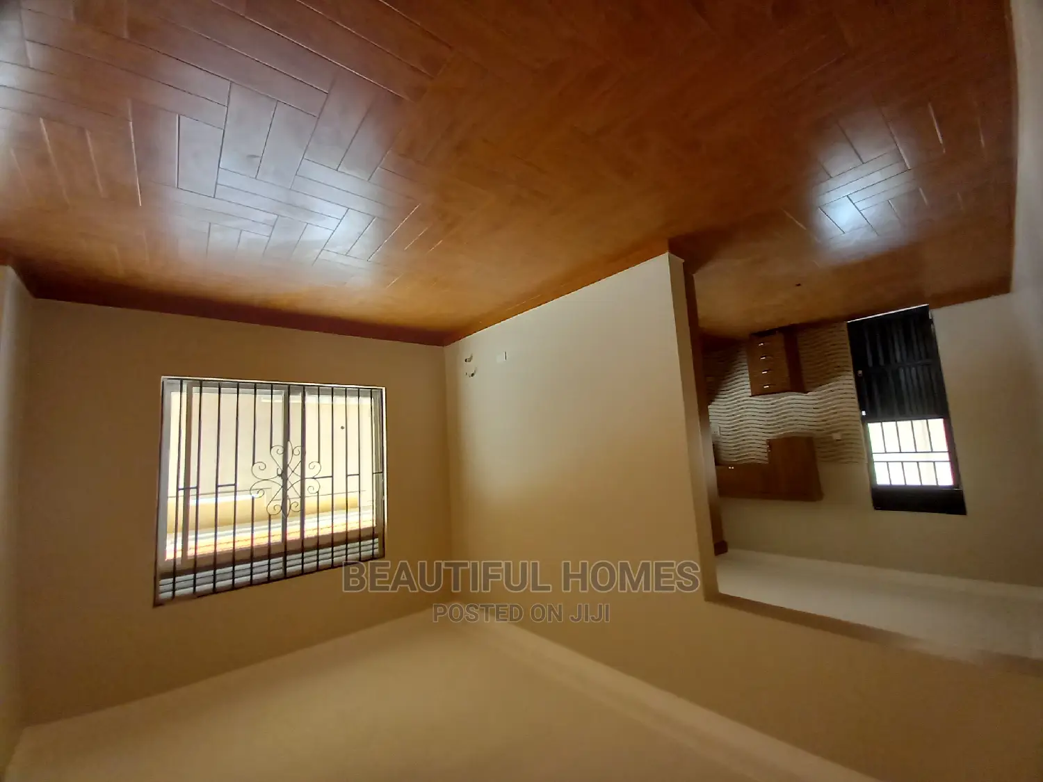 Furnished 4bdrm House in Tarmacked Estate, Kira for Sale in Kira