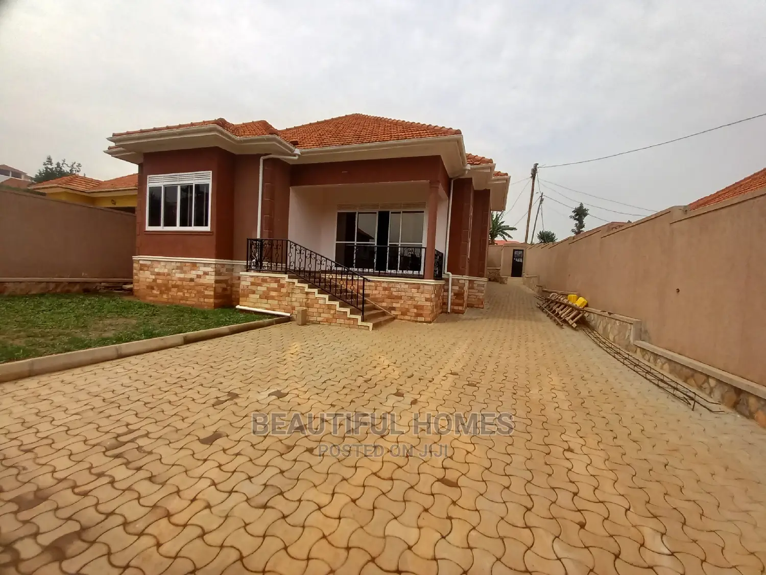 Furnished 4bdrm Bungalow in Kira Gated for Sale in Kira