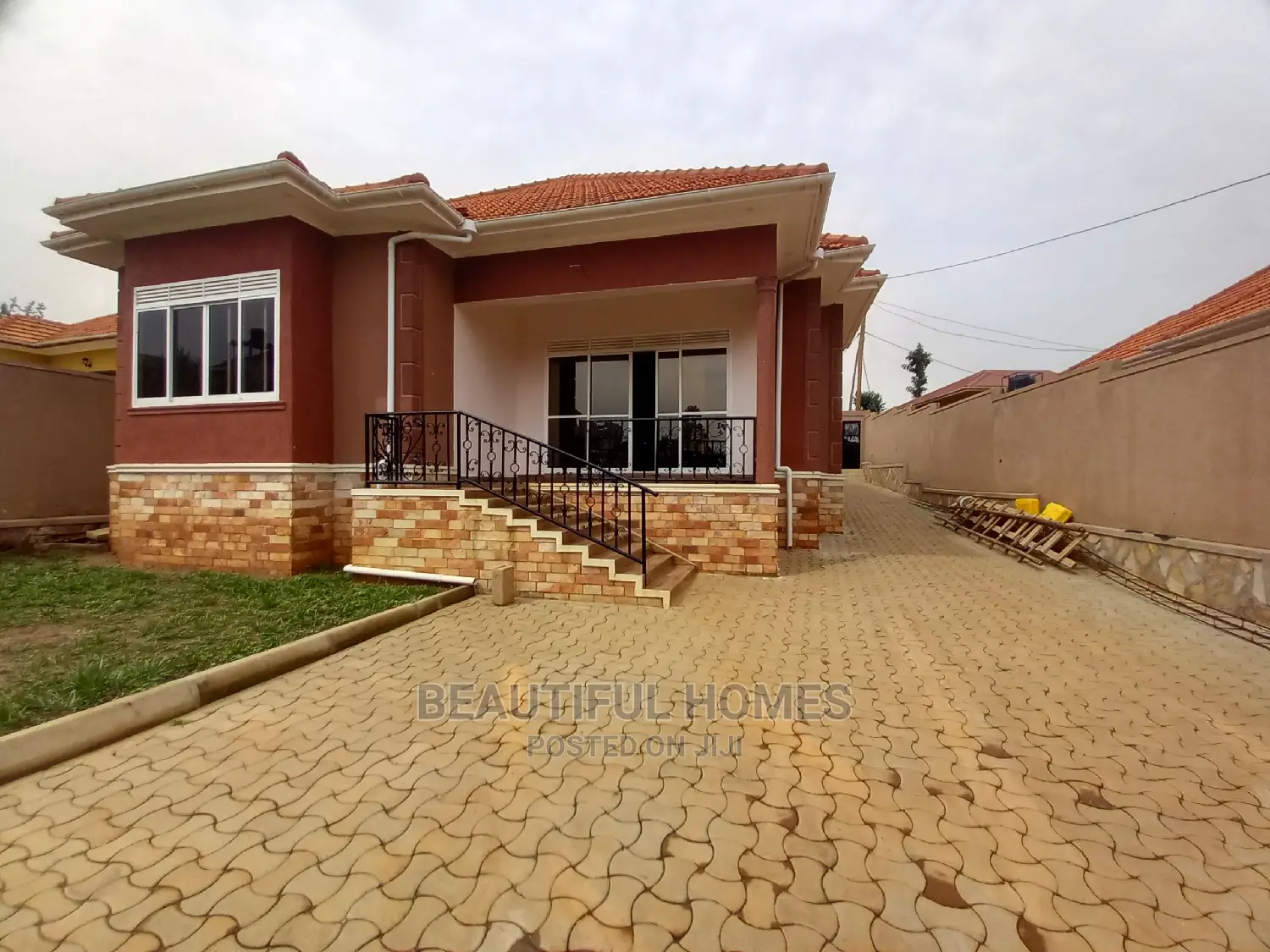 Furnished 4bdrm House in Ministers Village, Kira for Sale in Kira