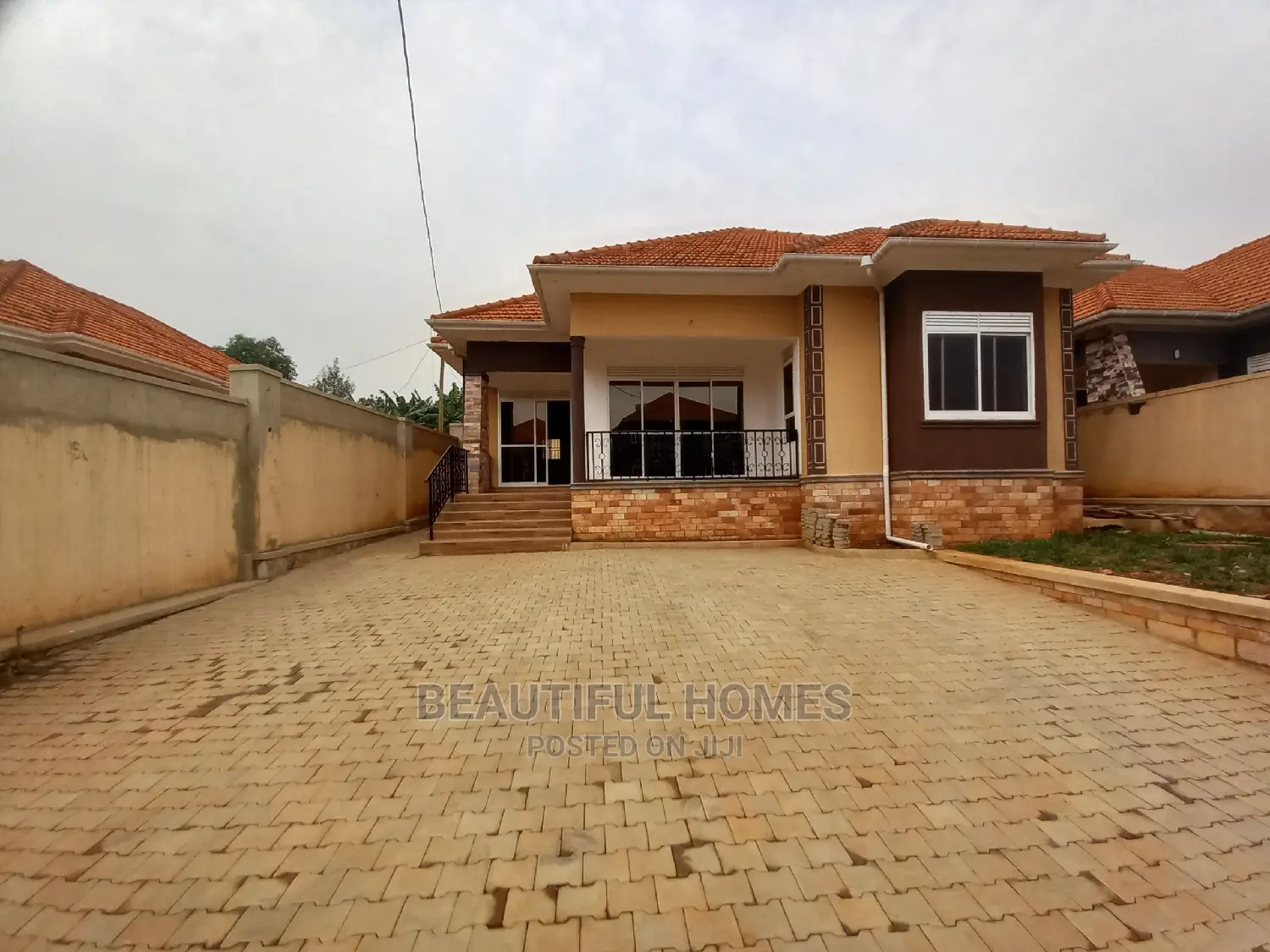 Furnished 4bdrm House in Tarmacked Lane, Kira for Sale in Kira