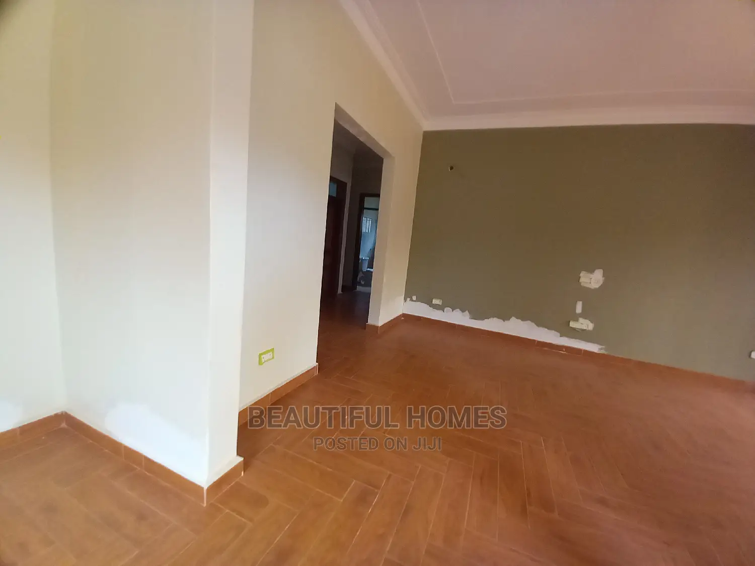 Furnished 4bdrm Mansion in Palatial Estate, Kira for Sale in Kira