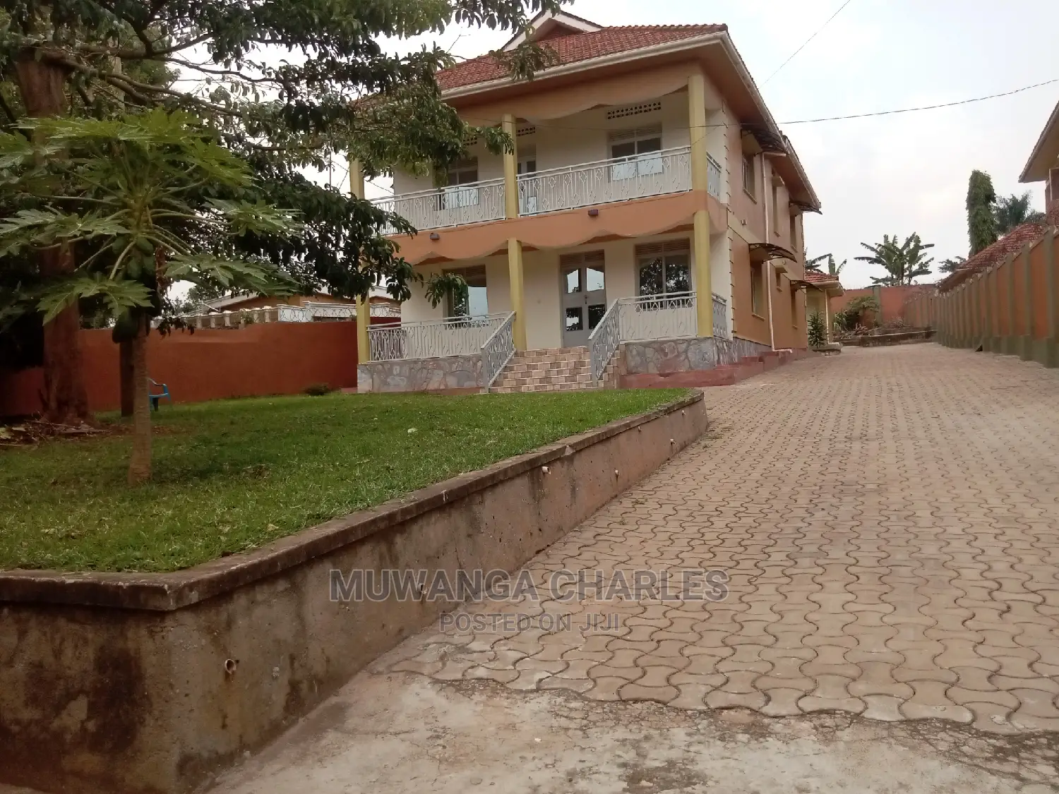 4bdrm Duplex in Fs Properties Ltd, Central Division for Rent in Central Division