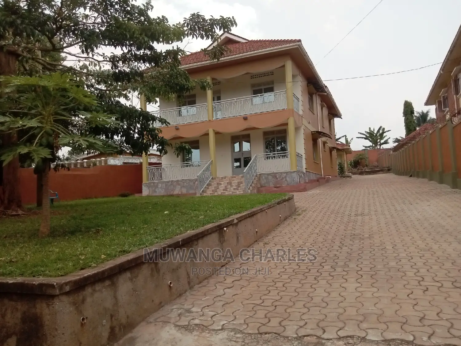 4bdrm Duplex in Fs Properties Ltd, Central Division for Rent in Central Division