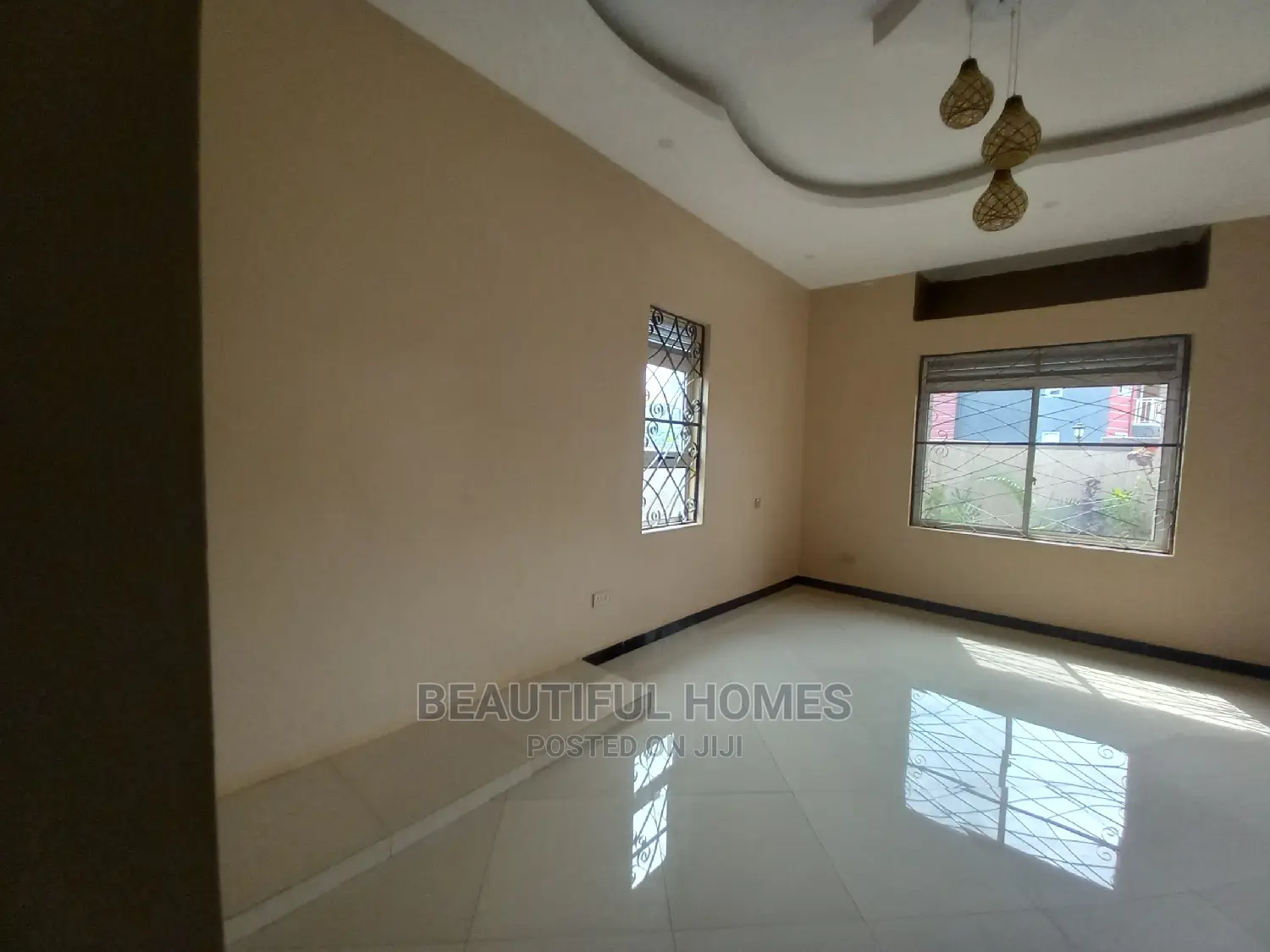 Furnished 4bdrm House in Minister'S Lane, Kira for Sale in Kira