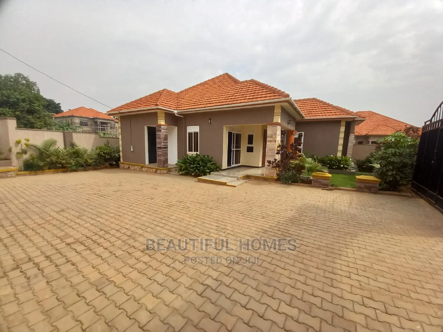 Furnished 4bdrm House in Minister'S Lane, Kira for Sale in Kira