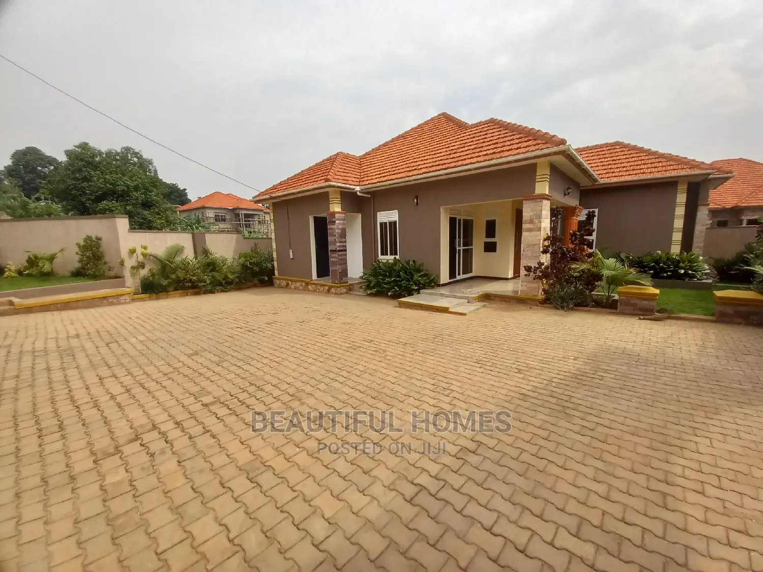 Furnished 4bdrm Bungalow in Posh Neighborhood, Kira for Sale in Kira