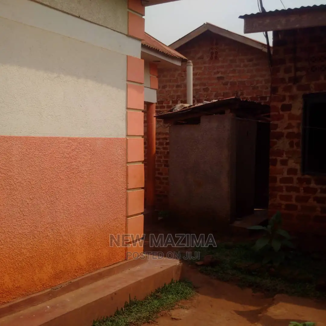 2bdrm House in Kawempe Kawanda, Central Division for Sale in Central Division