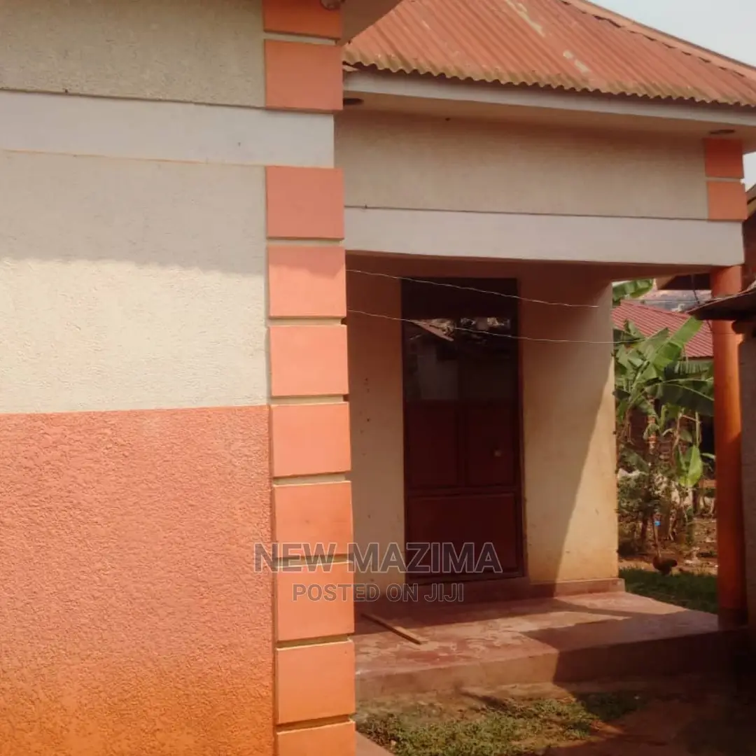 2bdrm House in Kawempe Kawanda, Central Division for Sale in Central Division