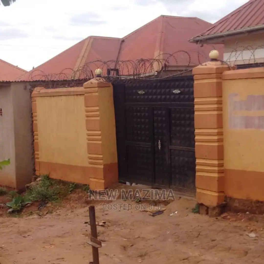 2bdrm House in Kawempe Kawanda, Central Division for sale in Central Division