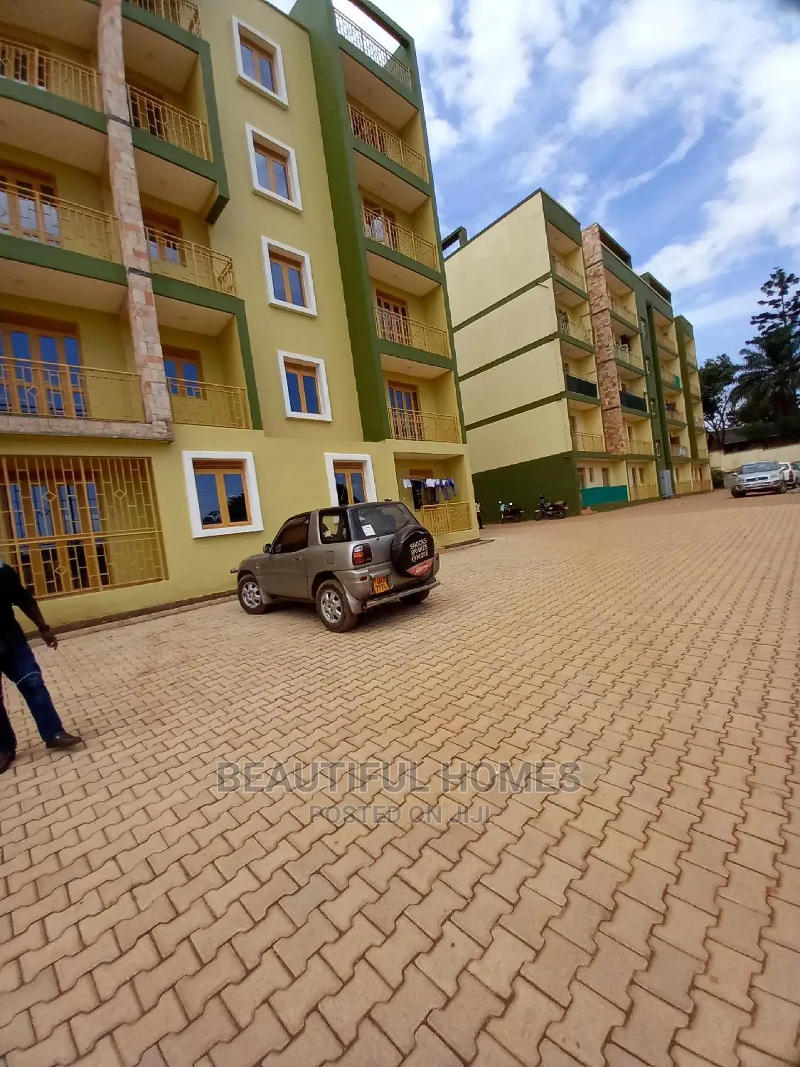 Furnished 2bdrm Condo in Bukoto, Central Division for Sale in Central Division