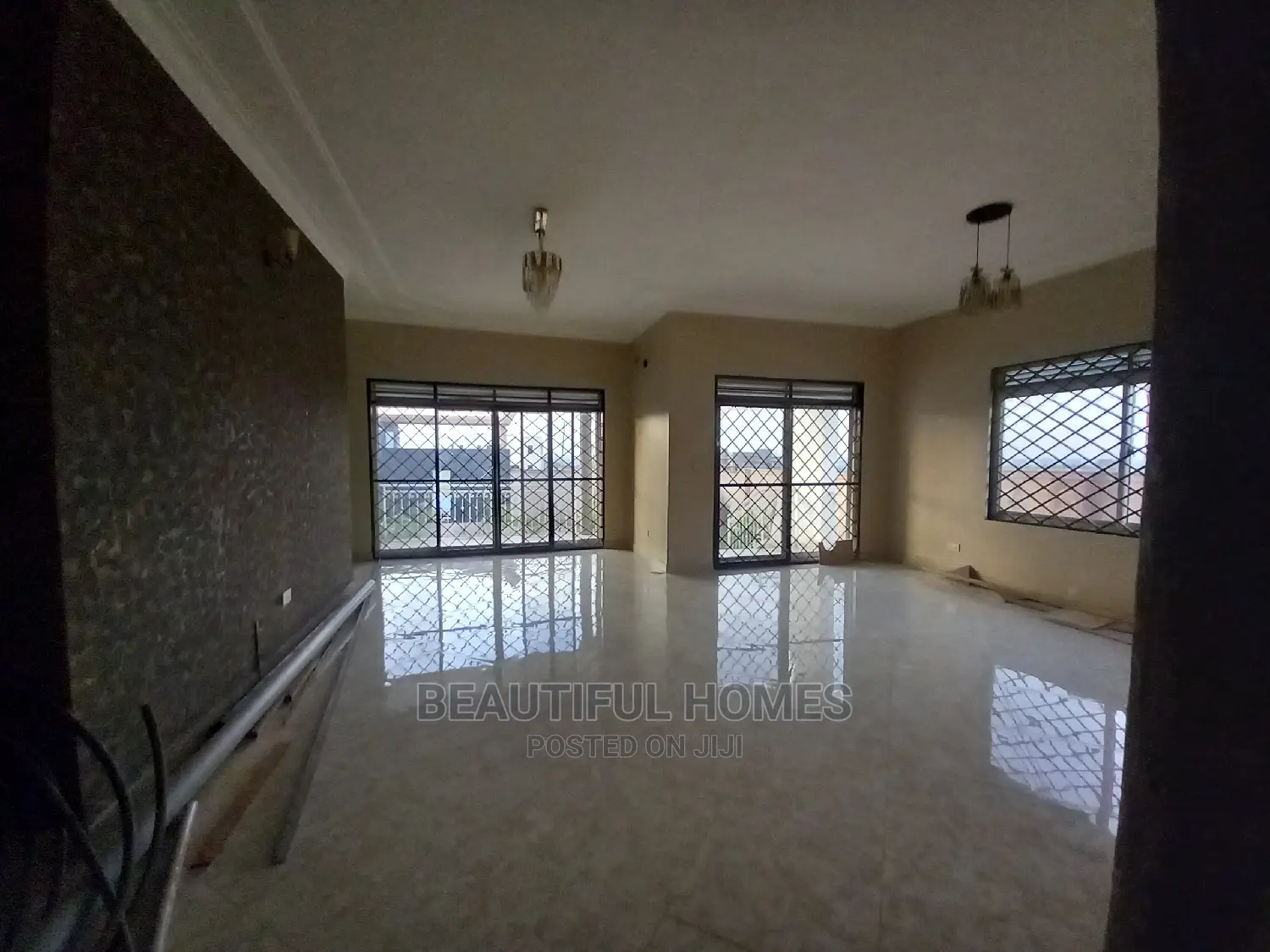 Furnished 4bdrm Bungalow in Kira Corporate, Central Division for Sale in Central Division