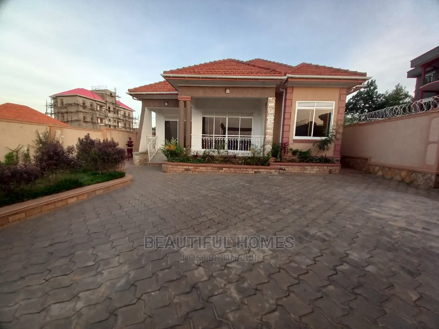 Furnished 4bdrm Bungalow in Kira Corporate, Central Division for Sale in Central Division