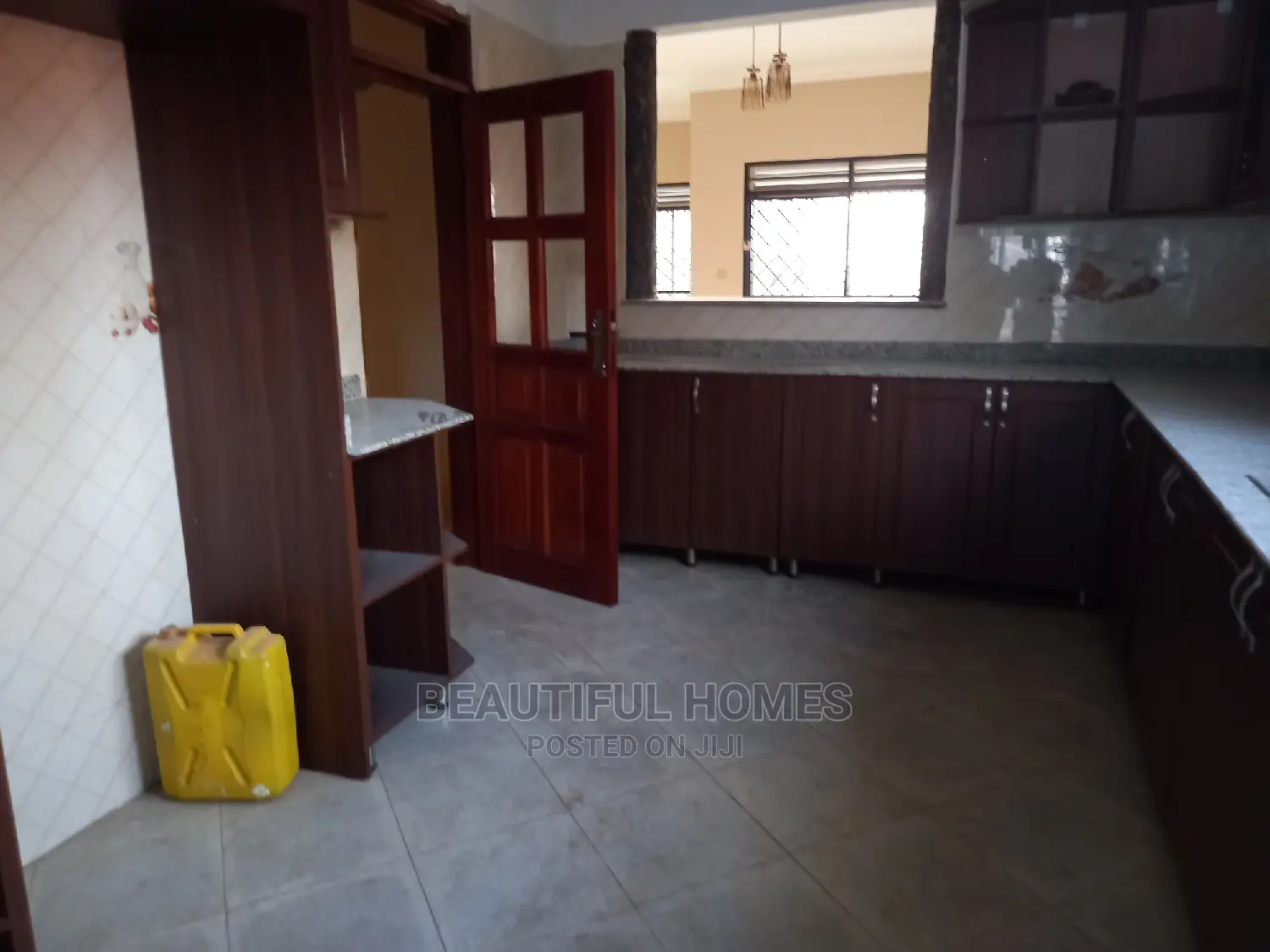 Furnished 4bdrm House in Kira Tarmacked for Sale in Kira