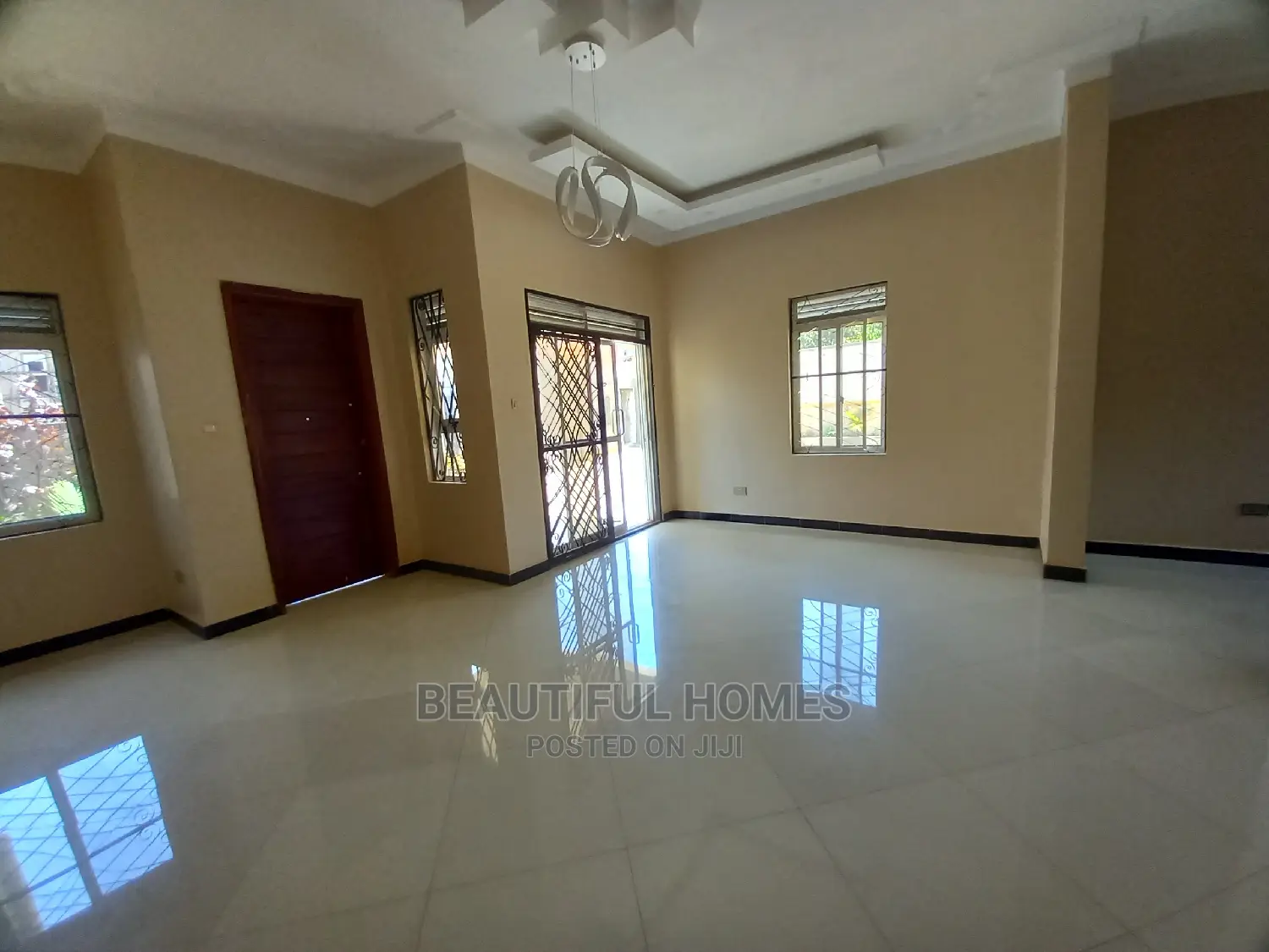 Furnished 4bdrm Bungalow in Richest Estate, Kira for Sale in Kira
