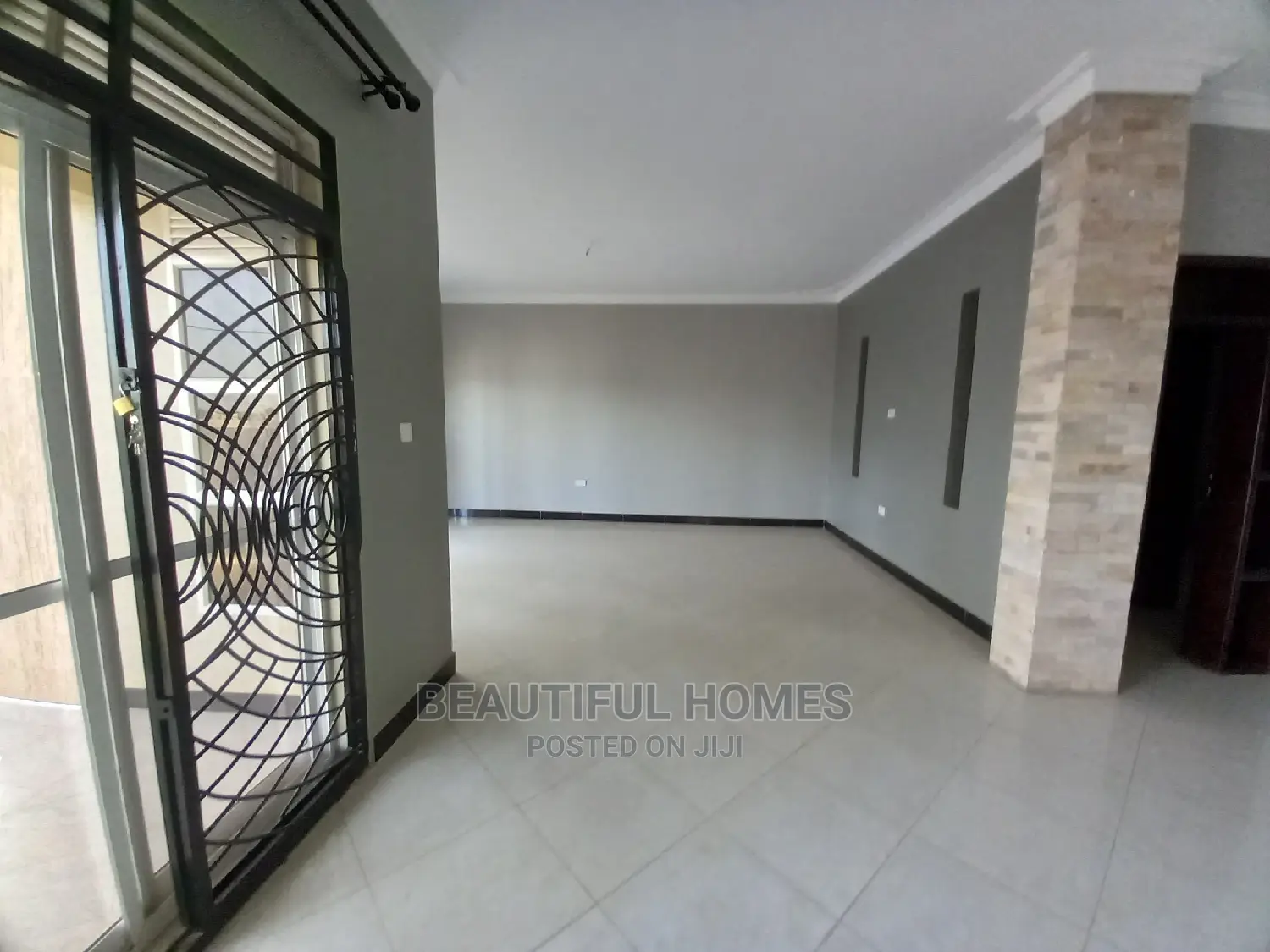 Furnished 4bdrm House in Kira for Sale in Kira