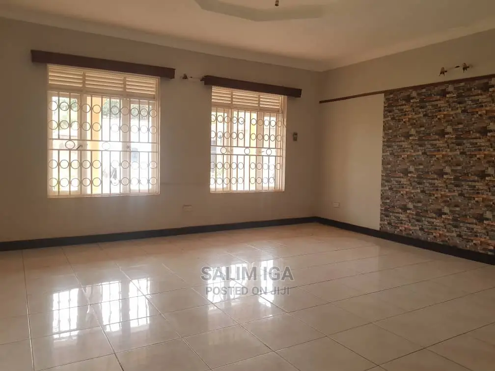 4bdrm Bungalow in Kololo Property, Central Division for Rent in Central Division
