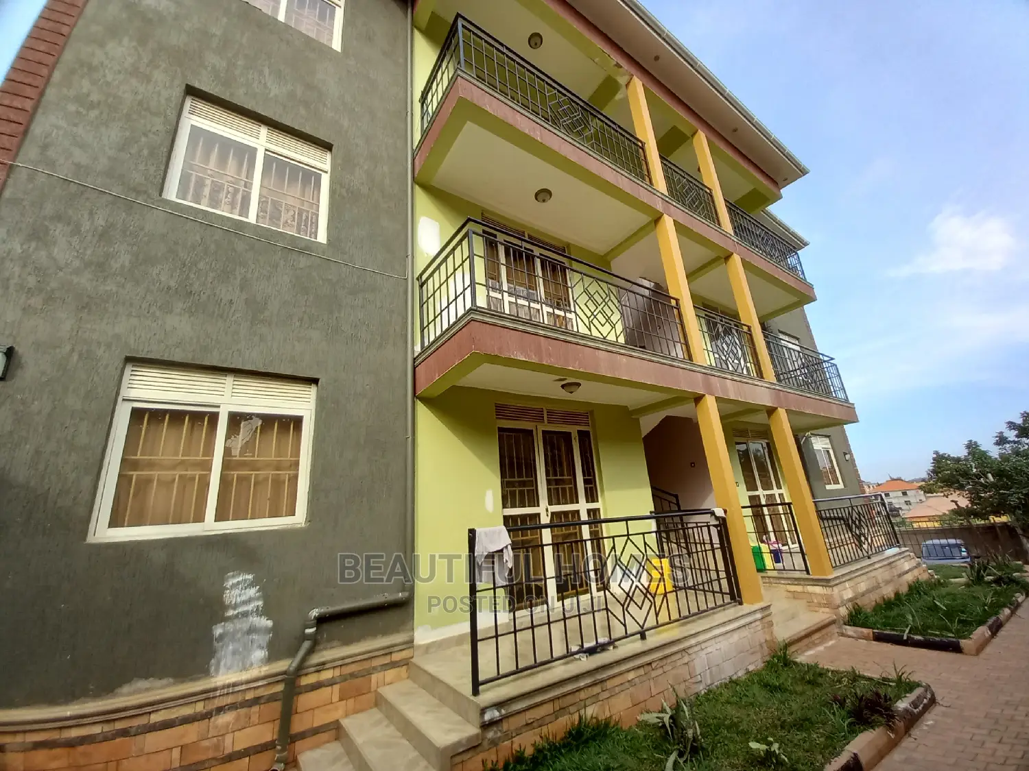 Furnished 2bdrm Apartment in Kisaasi Posh, Central Division for Sale in Central Division