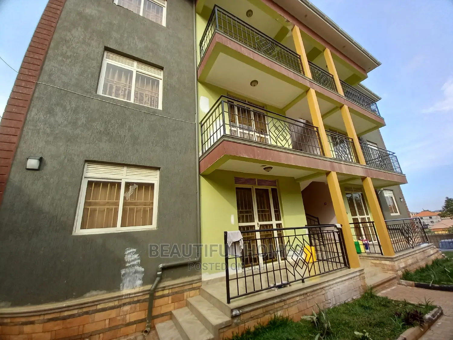 Furnished 2bdrm Apartment in Kisaasi Posh, Central Division for Sale in Central Division