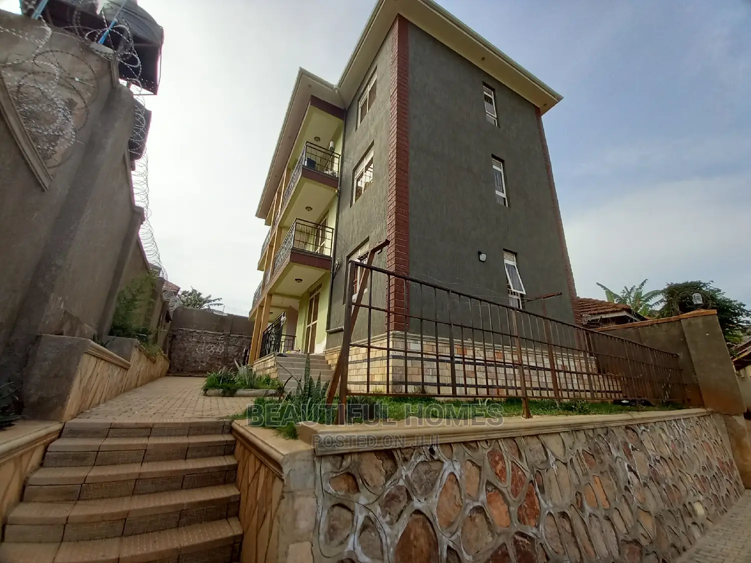 Furnished 2bdrm Apartment in Kisaasi Near The, Central Division in Central Division