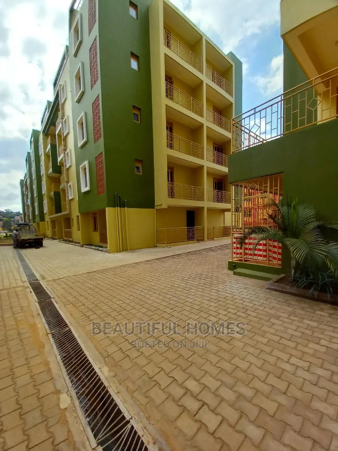 Furnished 2bdrm Condo in Bukoto, Nakawa for Sale in Nakawa