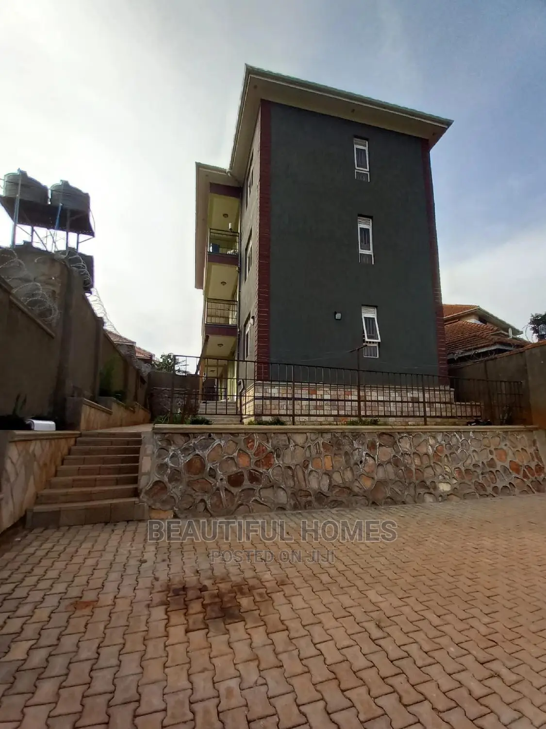 Furnished 2bdrm Apartment in Kisaasi, Central Division for Sale in Central Division