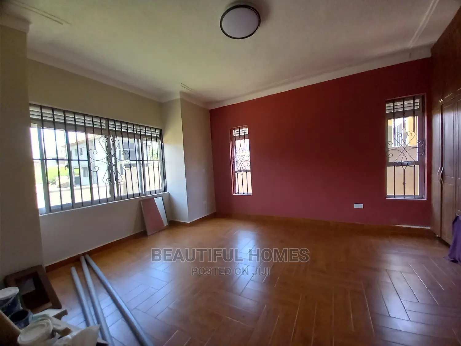 Furnished 4bdrm House in Tarmacked Estate, Kira for Sale in Kira