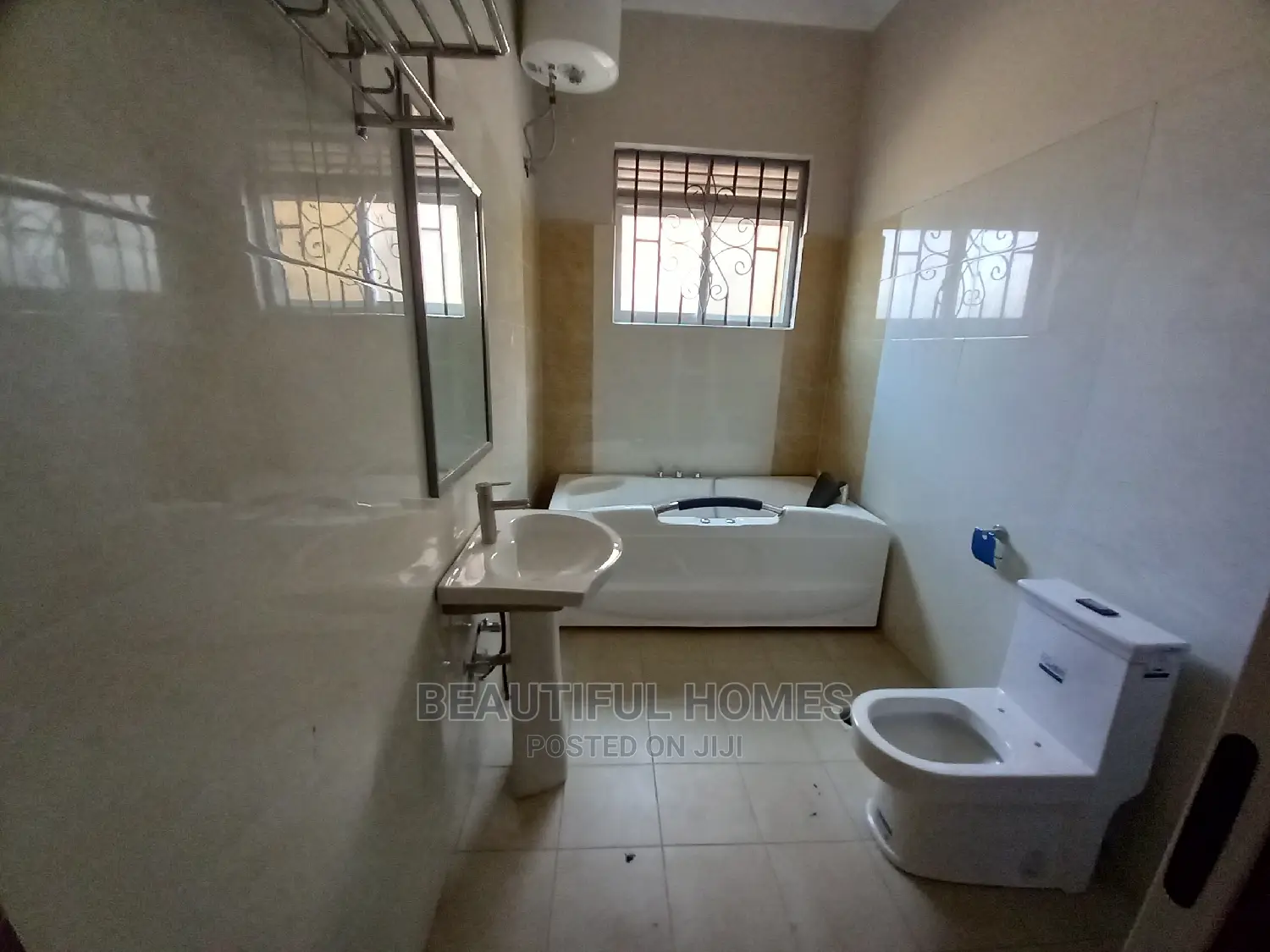 Furnished 4bdrm House in Tarmacked Estate, Kira for Sale in Kira