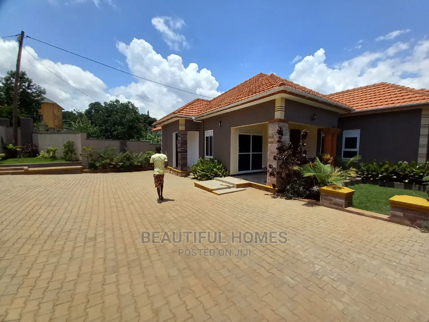 Furnished 4bdrm House in Corporate Estate, Kira for Sale in Kira