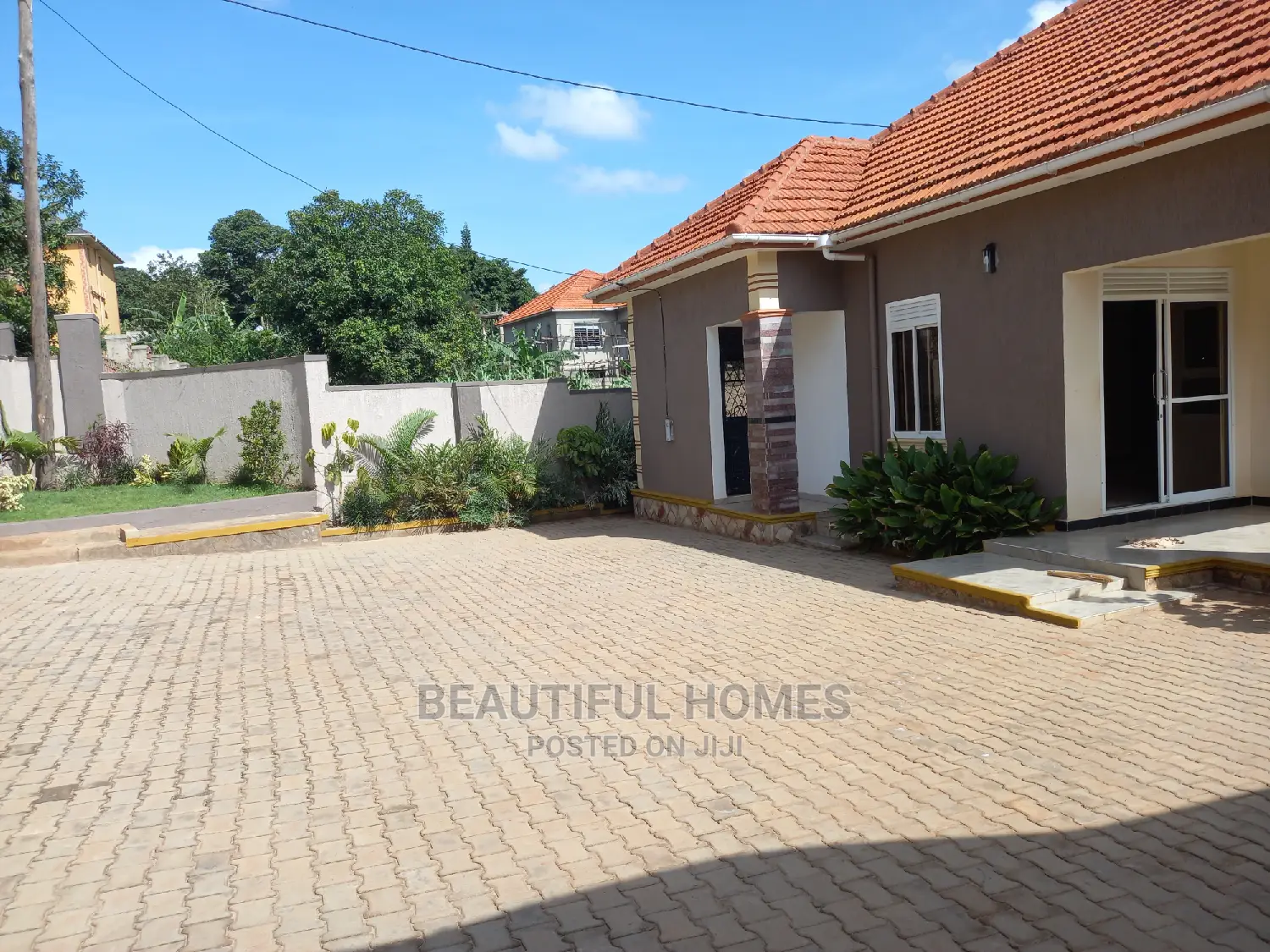 Furnished 4bdrm House in Corporate Estate, Kira for Sale in Kira