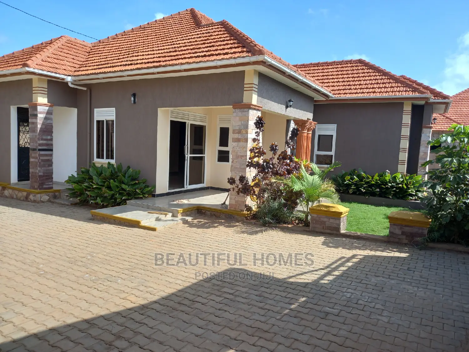 Furnished 4bdrm House in Corporate Estate, Kira for Sale in Kira