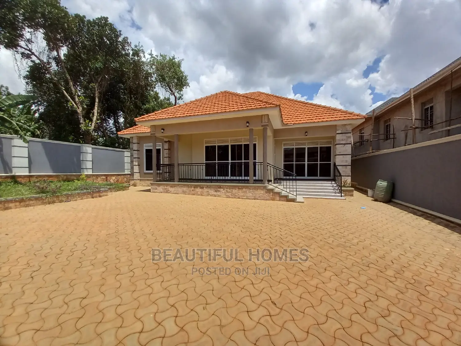 Furnished 4bdrm House in Kira for Sale in Kira