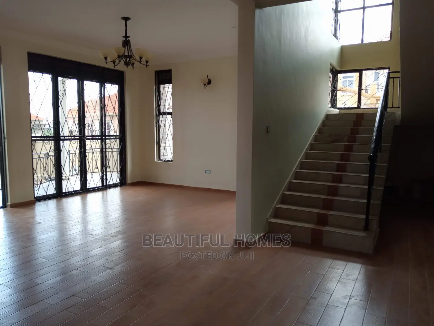 Furnished 5bdrm Duplex in Kira Gorgeous Estate, Central Division in Central Division